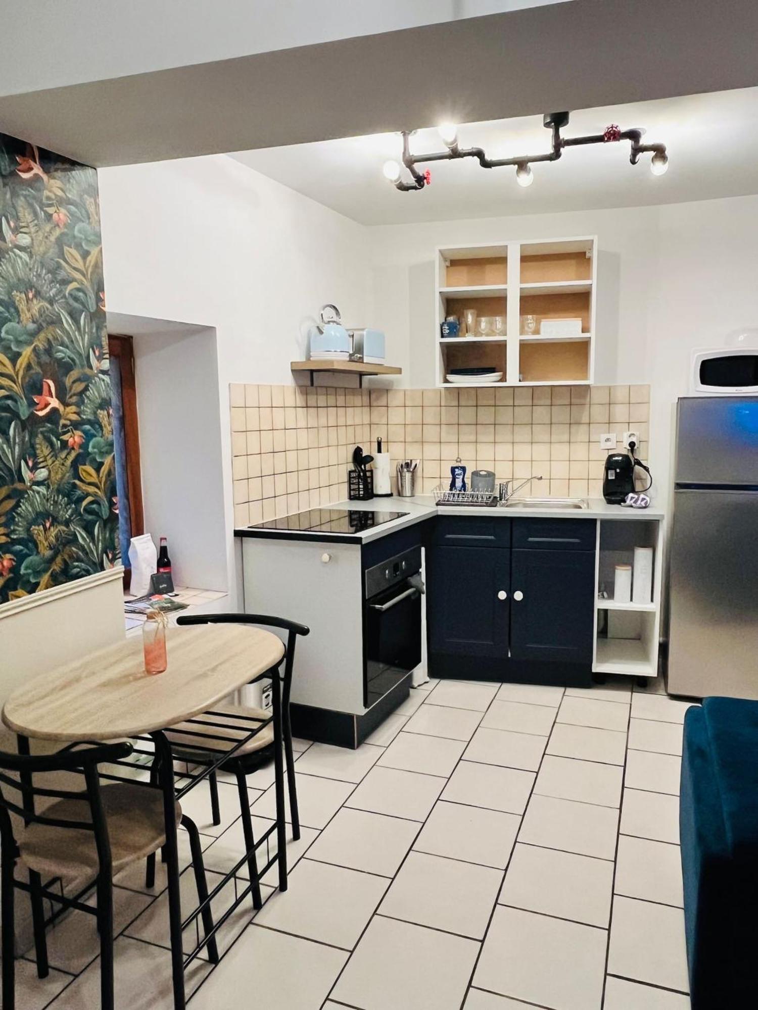 Duplex Charmant Au Coeur De Levroux ภายนอก รูปภาพ