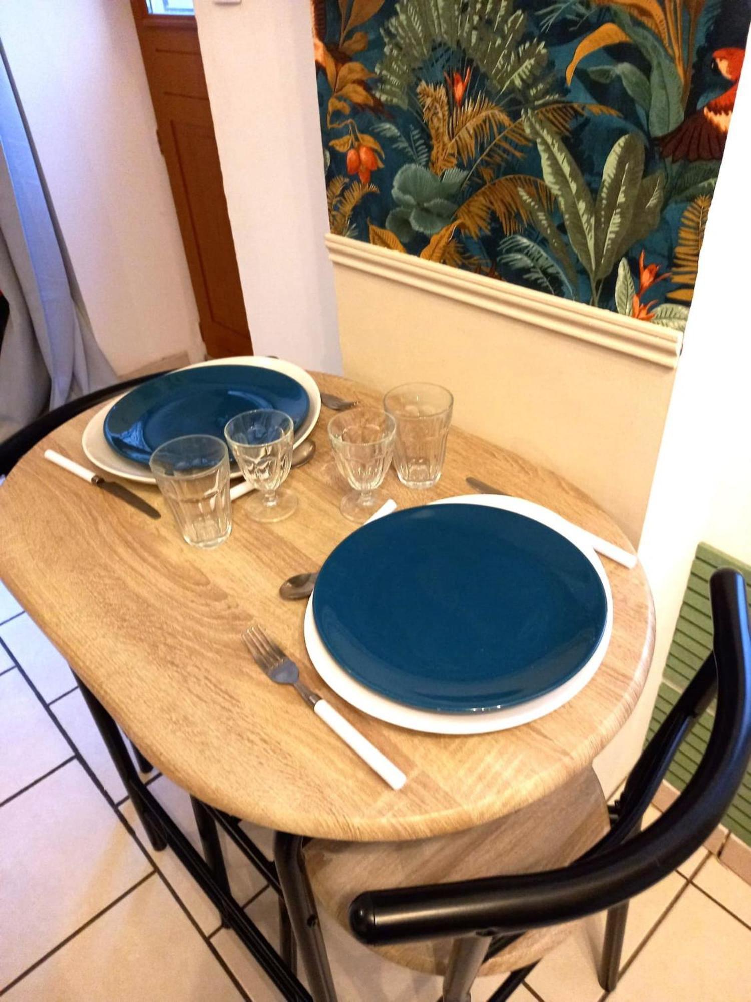 Duplex Charmant Au Coeur De Levroux ภายนอก รูปภาพ